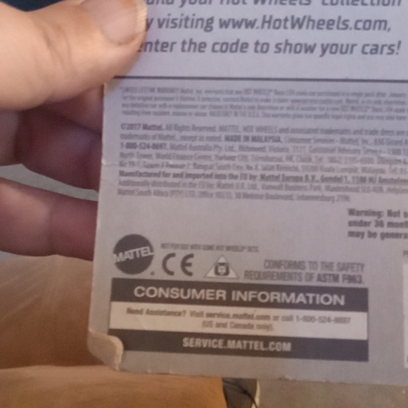 Hot Wheels FANDAGO - Picture 4 of 4